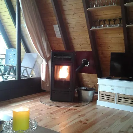 Eifeler Finnhaus Mit Aussensauna Dockweiler